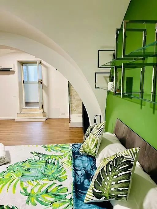 Suite169 La Nicchia In Centro Bari 0*,  Italië